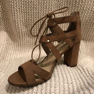 Circus by Sam Edelman Strappy Heels Size 8